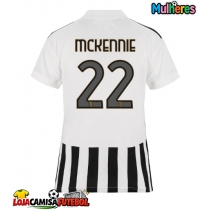 Camisa de Futebol Juventus Weston McKennie #22 Equipamento Principal Mulheres 2026-27 Manga Curta
